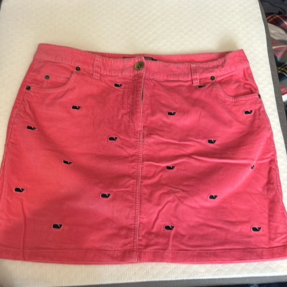 Cute pink vineyard vines, mini with embroidered whales in navy